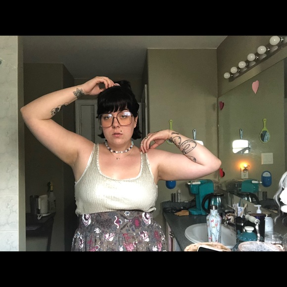 Meet your Posher, Ana - Picture 3 of 6